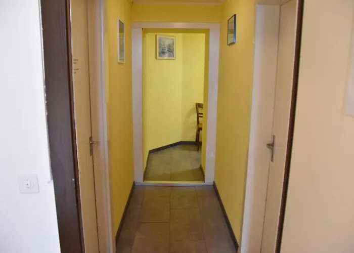 De L'ours Mini-hôtel 3*